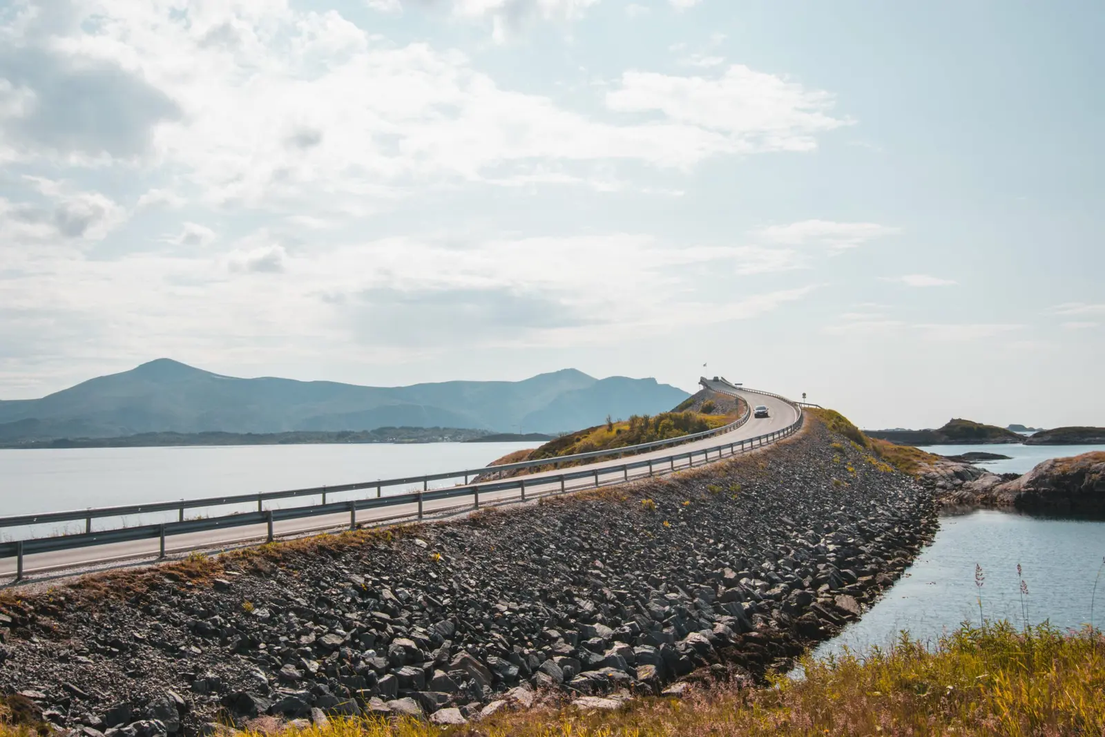 Die Atlantikstraße: Brücken übers offene Meer