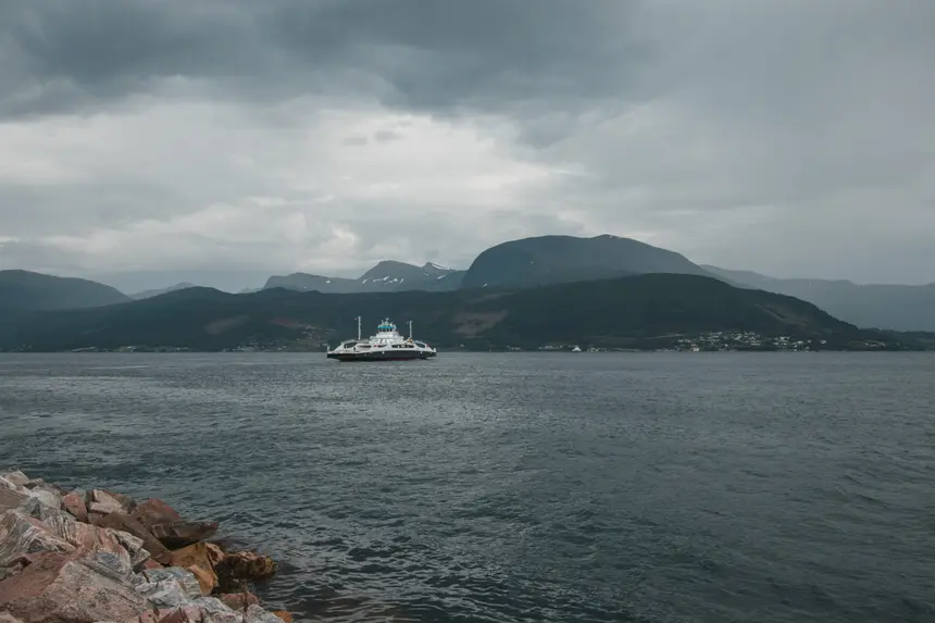 Die Storseisundbrua: die berühmteste Kurve Norwegens