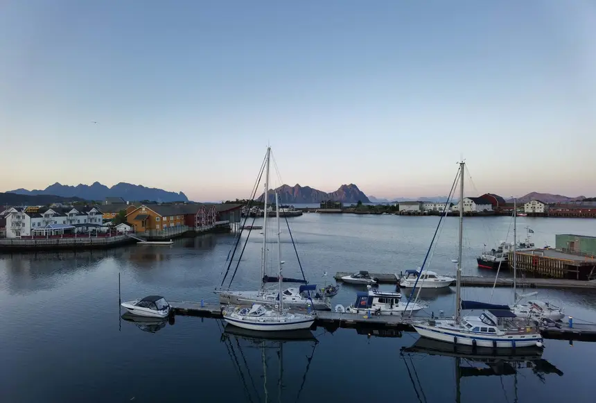 Nordis Hotel & Suites in Svolvær · Torget 21, Lofoten